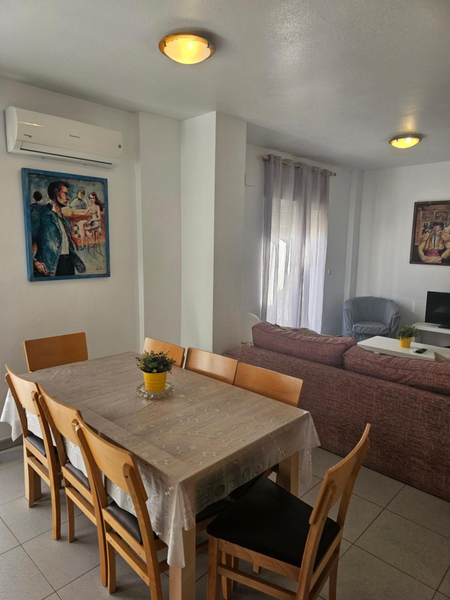 Apartamentos Plaza Аликанте Стая снимка