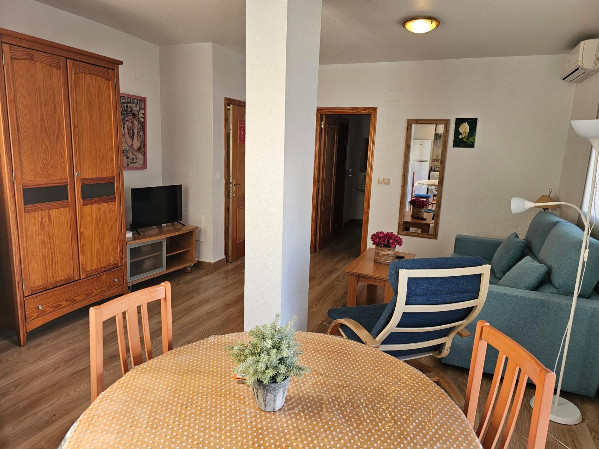 Apartamentos Plaza Аликанте Стая снимка